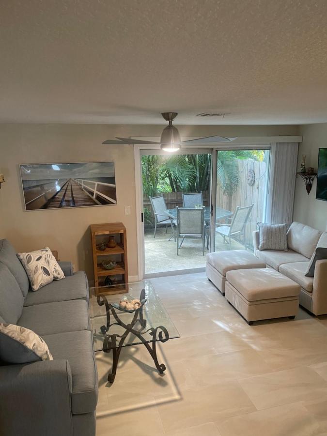Coastal Townhome In Jupiter 1 Mile To Beach! المظهر الخارجي الصورة