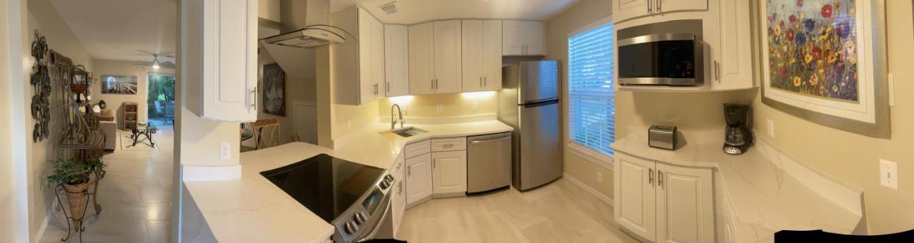Coastal Townhome In Jupiter 1 Mile To Beach! المظهر الخارجي الصورة