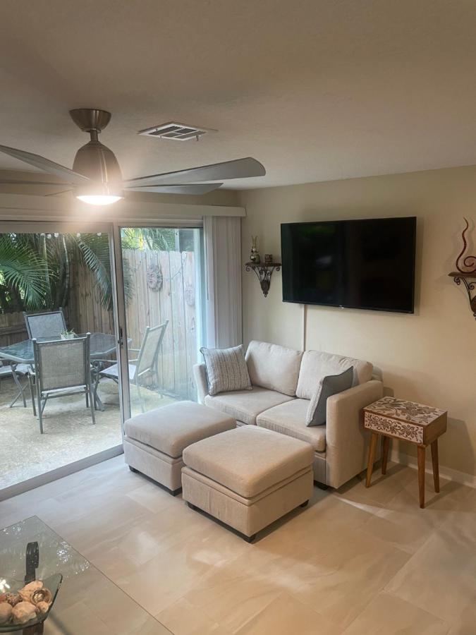 Coastal Townhome In Jupiter 1 Mile To Beach! المظهر الخارجي الصورة
