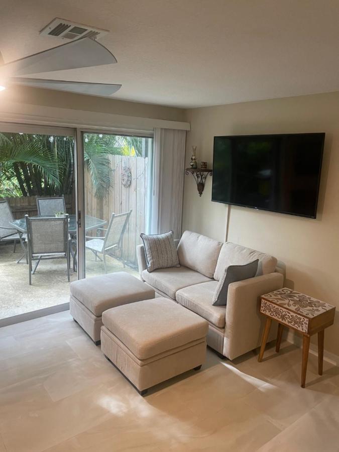 Coastal Townhome In Jupiter 1 Mile To Beach! المظهر الخارجي الصورة